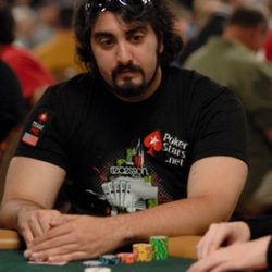 poker star Hevad Khan